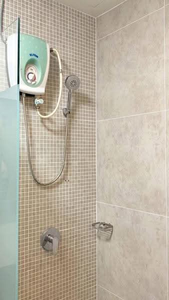 Service Residence for Sale at Epic Residence - Kewin Poon Kah Wei - Bathroom - PropertyGuru.com.my