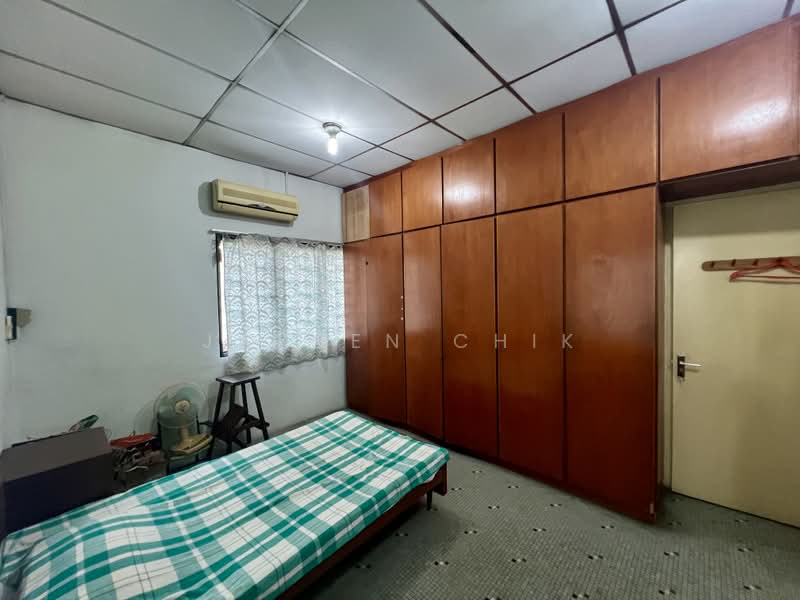 Bungalow for Sale in Taman Seputeh (Seputeh) - Jayden Chik - PropertyGuru.com.my