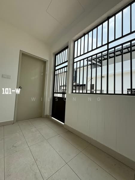 Rumah Teres 2 Tingkat untuk Dijual di Bandar Bukit Raja (Klang) - Wilson Ng - Entrance - PropertyGuru.com.my