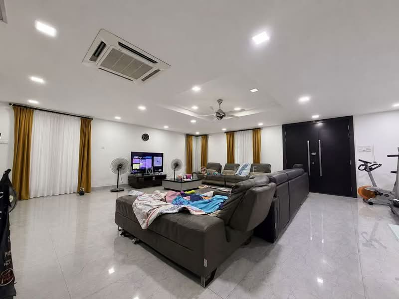 Rumah Teres 2.5 Tingkat untuk Dijual di Pandan Indah (Ampang) - Yumiko Kew - Living Room - PropertyGuru.com.my
