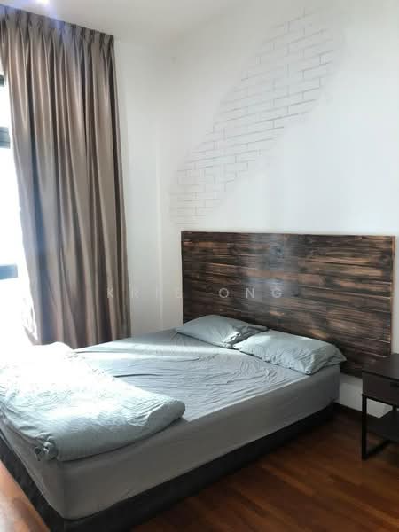 Servis Apartment untuk Disewa di Crescent Bay Suites (Teluk Bayu) - Kris Ong - Bedroom - PropertyGuru.com.my