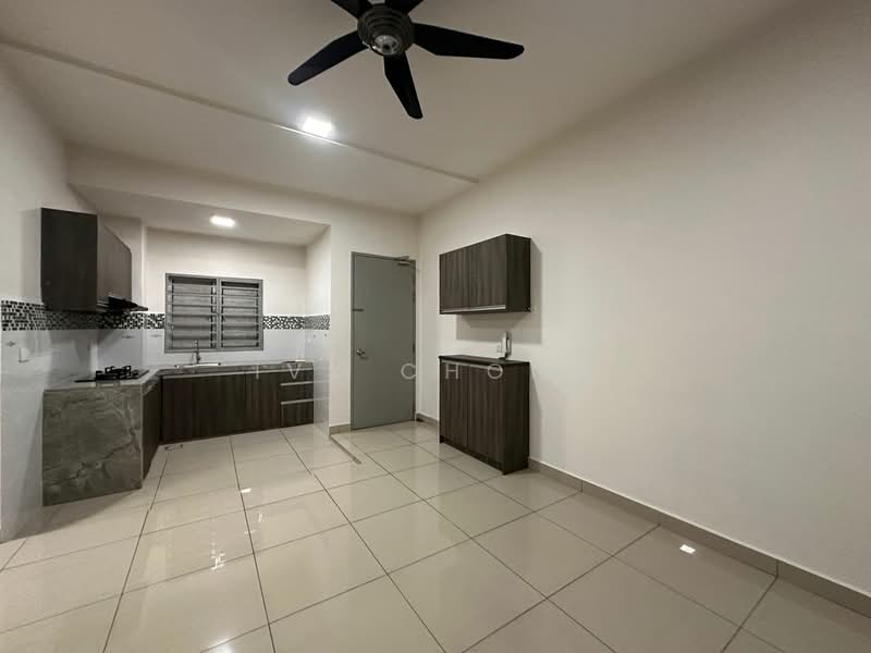 Kondominium untuk Dijual di The Wharf Residence - Ivy Chong - Kitchen - PropertyGuru.com.my