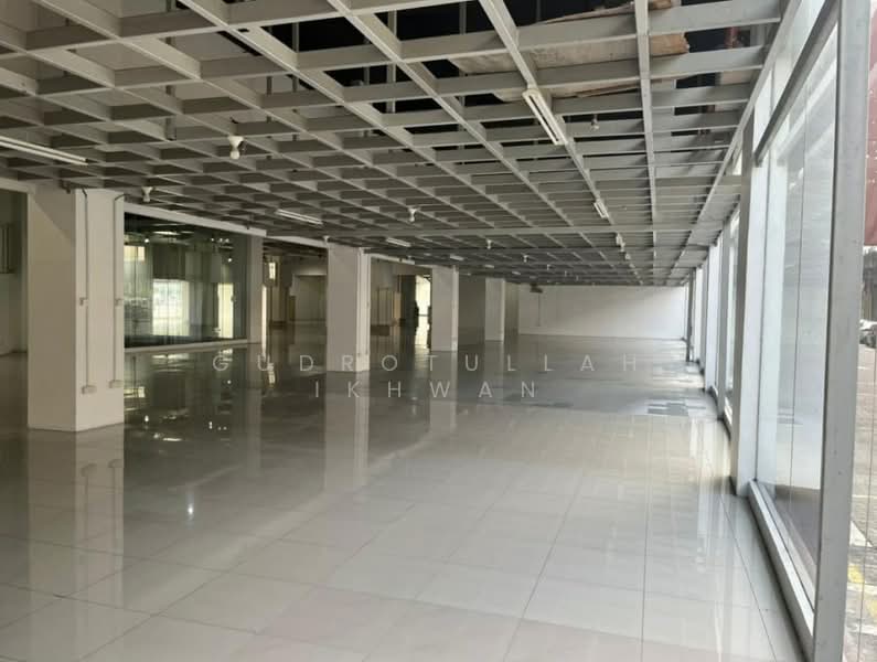 Shop / Office for Rent in Seri Kembangan (Selangor) - Gudrotullah Ikhwan - Interior - PropertyGuru.com.my
