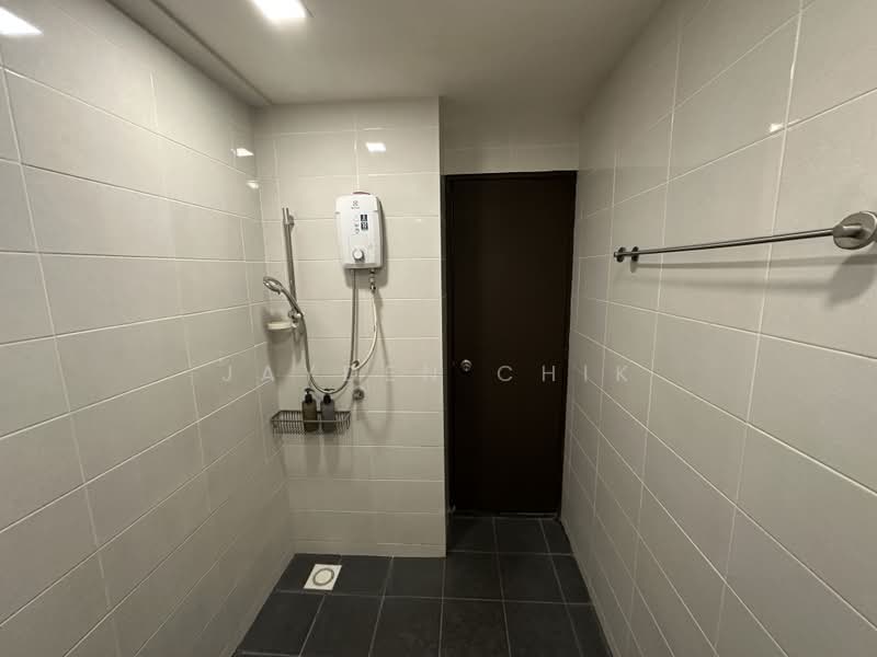 Servis Apartment untuk Dijual di Service Residence @ Landmark Residence 2 - Jayden Chik - Bathroom - PropertyGuru.com.my