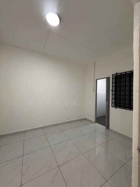 Rumah Teres 1 Tingkat untuk Dijual di Taman Teratai (Kulai) - Marcus Tey - Interior - PropertyGuru.com.my