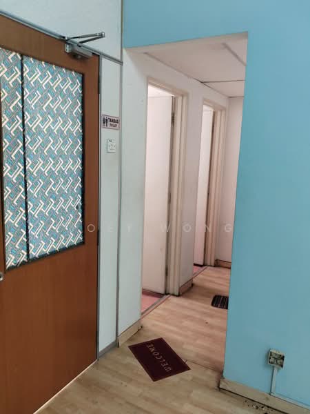 Kedai / Pejabat untuk Dijual di Petaling Jaya (Selangor) - Joey Wong - Corridor - PropertyGuru.com.my