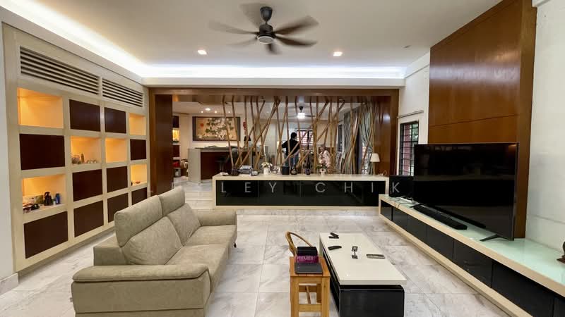 Bungalow for Sale in Bandar Sungai Long (Selangor) - Lesley Chik - Living Room - PropertyGuru.com.my