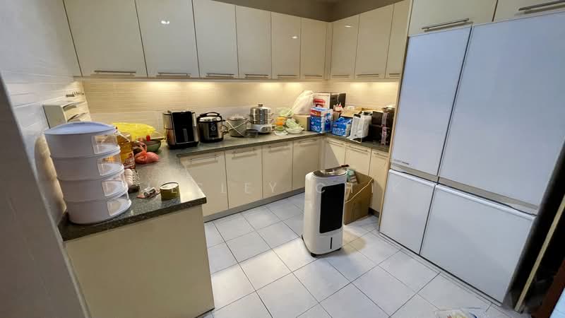 Bungalow for Sale in Bandar Sungai Long (Selangor) - Lesley Chik - Kitchen - PropertyGuru.com.my