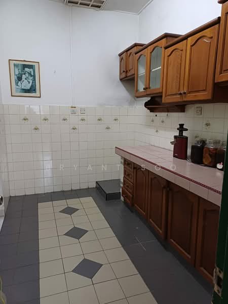 Rumah Teres 2 Tingkat untuk Dijual di Bandar Kinrara Seksyen 2 (Bandar Kinrara) - Bryant Soo - Kitchen - PropertyGuru.com.my
