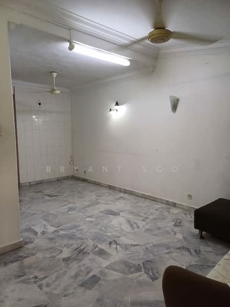 Rumah Teres 2 Tingkat untuk Dijual di Bandar Kinrara Seksyen 2 (Bandar Kinrara) - Bryant Soo - Living Room - PropertyGuru.com.my