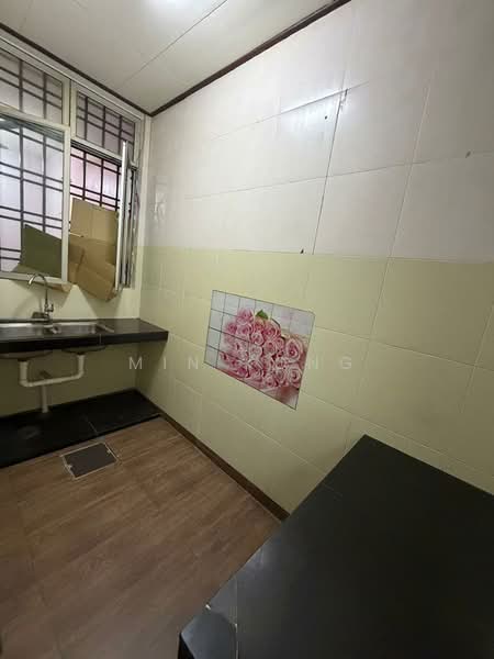 2-storey Terraced House for Sale in Taman Nusa Bestari (Iskandar Puteri (Nusajaya)) - Min Kong - Kitchen - PropertyGuru.com.my