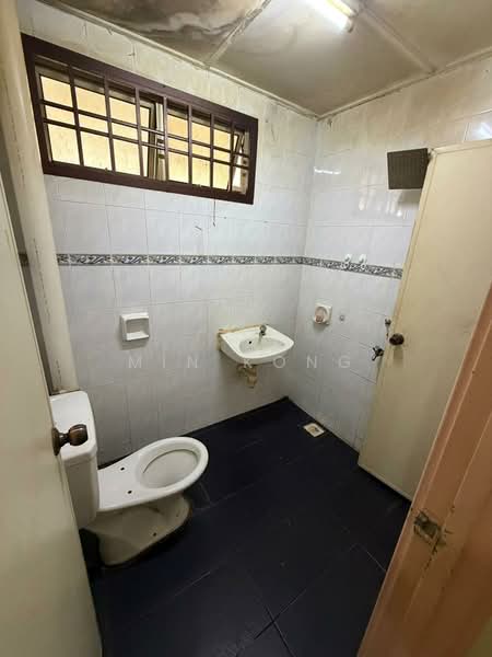 2-storey Terraced House for Sale in Taman Nusa Bestari (Iskandar Puteri (Nusajaya)) - Min Kong - Bathroom - PropertyGuru.com.my