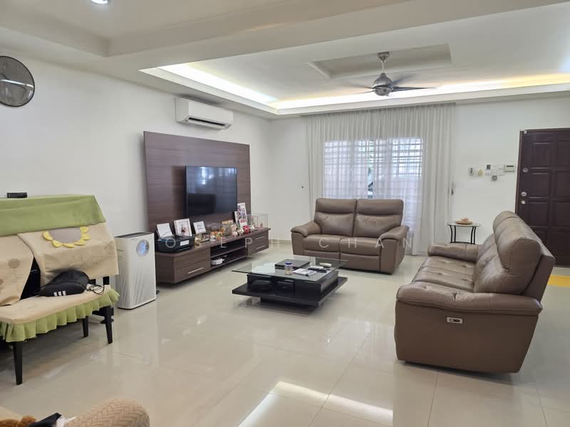 2-storey Terraced House for Sale in Putra Heights (Subang Jaya) - Joseph Chan - Living Room - PropertyGuru.com.my