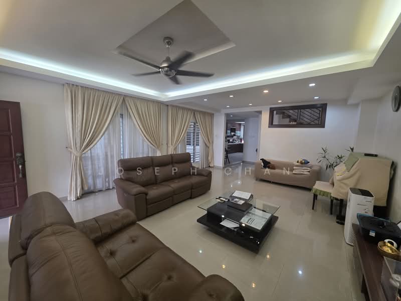 2-storey Terraced House for Sale in Putra Heights (Subang Jaya) - Joseph Chan - Living Room - PropertyGuru.com.my