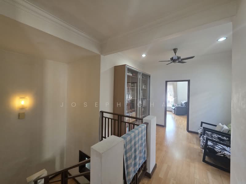 2-storey Terraced House for Sale in Putra Heights (Subang Jaya) - Joseph Chan - Family hall - PropertyGuru.com.my