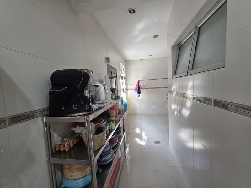 2-storey Terraced House for Sale in Putra Heights (Subang Jaya) - Joseph Chan - Back yard - PropertyGuru.com.my