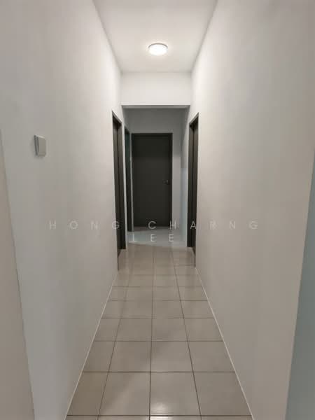 Apartment for Rent at Taman Pulai Mutiara 2: Phase A3A - A3C - Hong Charng Lee - Corridor - PropertyGuru.com.my