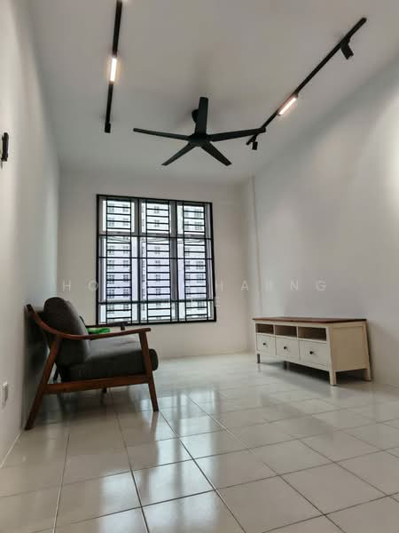 Apartment for Rent at Taman Pulai Mutiara 2: Phase A3A - A3C - Hong Charng Lee - Living Room - PropertyGuru.com.my