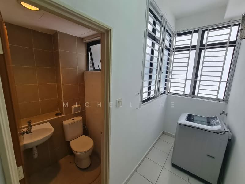 Service Residence for Rent at Sky Gardens Residences - Michelle He - Bathroom - PropertyGuru.com.my