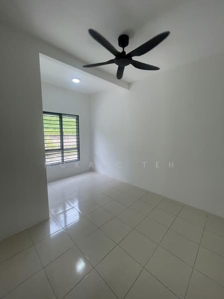 Rumah Teres 1 Tingkat untuk Disewa di Pekan Dengkil (Dengkil) - MckayC TEH - PropertyGuru.com.my