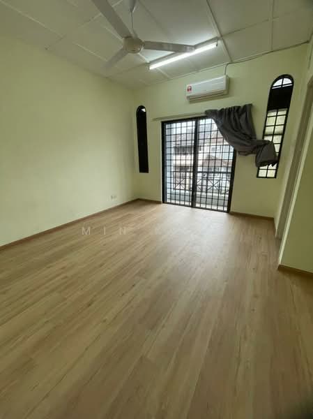 2-storey Terraced House for Rent in Bukit Indah (Iskandar Puteri (Nusajaya)) - Min Kong - Living Room - PropertyGuru.com.my