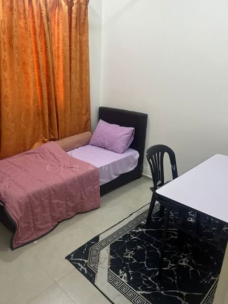 Condominium for Rent at EdgeWood Residences @ SkySanctuary - Ethan Chin - Bedroom - PropertyGuru.com.my