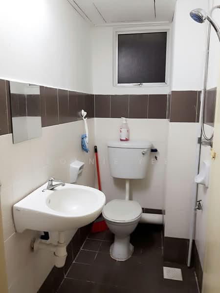 Apartment for Sale at Pandan Utama Shop Apartment - Bonnie Yee - Bathroom - PropertyGuru.com.my