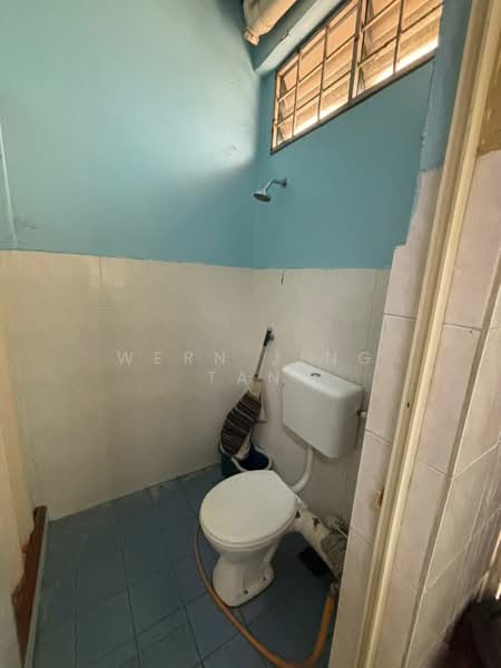 Rumah Teres 2 Tingkat untuk Dijual di Taman Tasek Indah (Simpang Ampat) - Wern Jing Tan - Bathroom - PropertyGuru.com.my