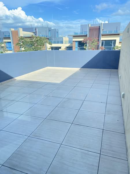 Vila Berkembar untuk Disewa di Forest City (Gelang Patah) - Alex Cheah - Balcony - PropertyGuru.com.my