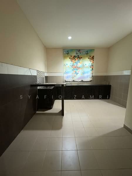 Semi-Detached House for Sale in Taman Astana Permai (Kuantan) - Syafiq Zamri - Kitchen - PropertyGuru.com.my