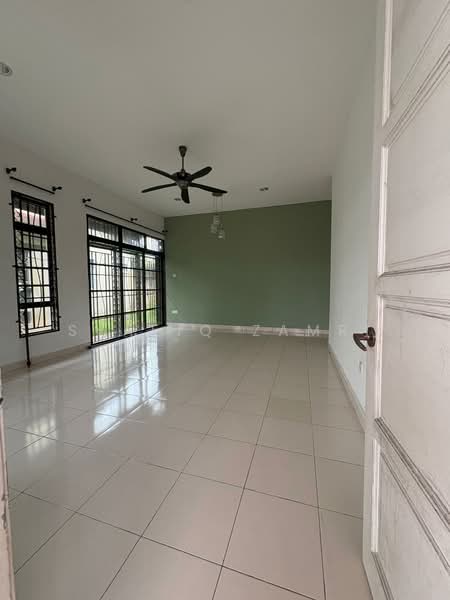 Semi-Detached House for Sale in Taman Astana Permai (Kuantan) - Syafiq Zamri - Living Room - PropertyGuru.com.my