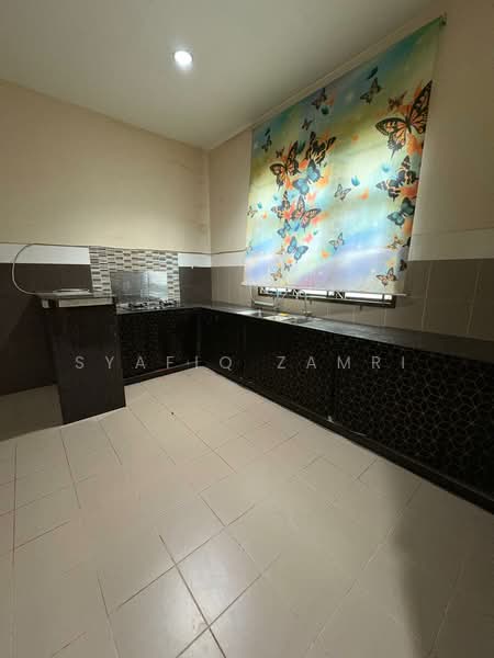 Semi-Detached House for Sale in Taman Astana Permai (Kuantan) - Syafiq Zamri - Kitchen - PropertyGuru.com.my