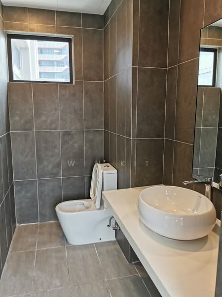 Servis Apartment untuk Disewa di Astoria Ampang - Win Kit Look - Bathroom - PropertyGuru.com.my