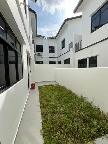 Rumah Kluster untuk Dijual di Eco Botanic (Iskandar Puteri (Nusajaya)) - Ann . - Exterior - PropertyGuru.com.my