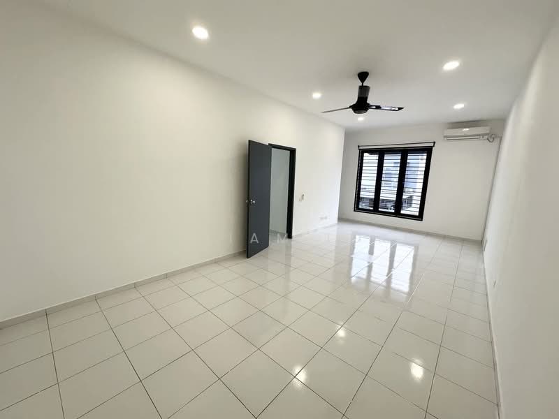 2-storey Terraced House for Rent in Setia Tropika (Johor Bahru) - William Loke - Interior - PropertyGuru.com.my
