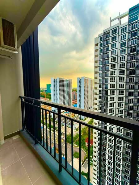 Servis Apartment untuk Disewa di TRELLIS RESIDENCES - Joan Tong - Balcony - PropertyGuru.com.my
