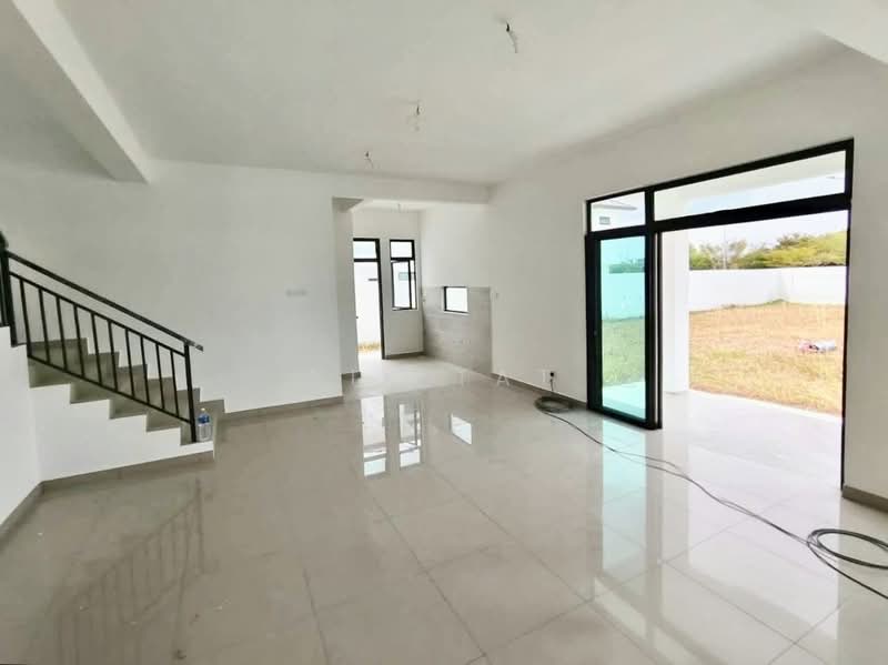 Rumah Teres 2 Tingkat untuk Dijual di Taman Austin Duta (Tebrau) - Yik Tat - PropertyGuru.com.my