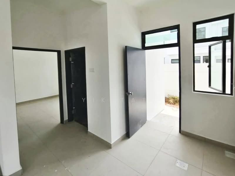 Rumah Teres 2 Tingkat untuk Dijual di Taman Austin Duta (Tebrau) - Yik Tat - PropertyGuru.com.my