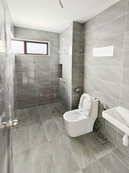 Rumah Teres 2 Tingkat untuk Dijual di Taman Austin Duta (Tebrau) - Yik Tat - PropertyGuru.com.my