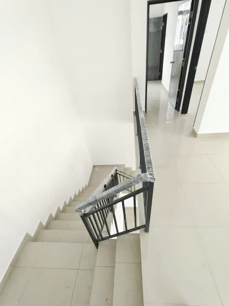 Rumah Teres 2 Tingkat untuk Dijual di Taman Austin Duta (Tebrau) - Yik Tat - PropertyGuru.com.my