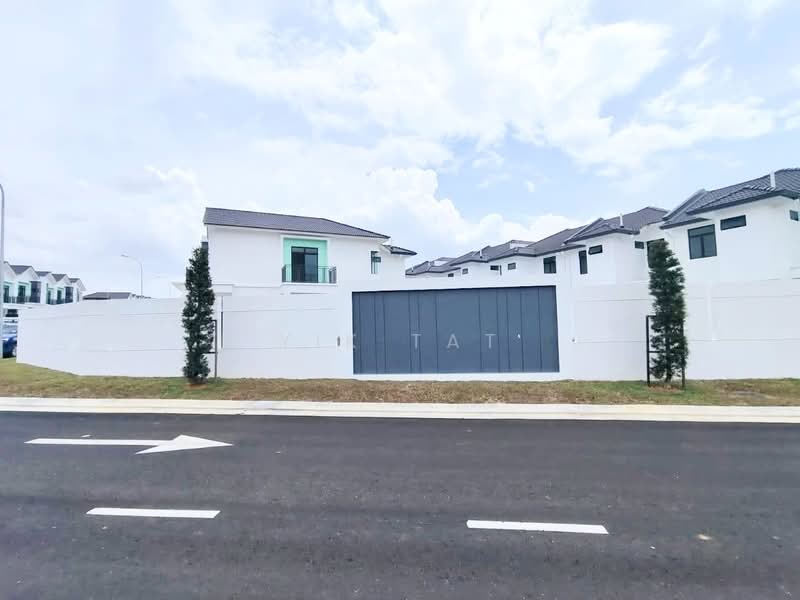 Rumah Teres 2 Tingkat untuk Dijual di Taman Austin Duta (Tebrau) - Yik Tat - PropertyGuru.com.my