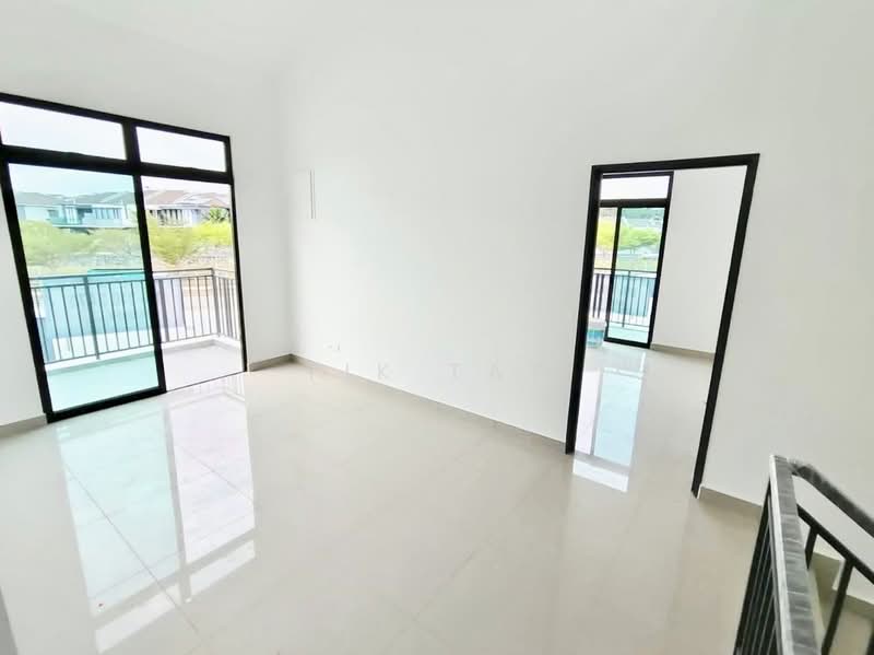 Rumah Teres 2 Tingkat untuk Dijual di Taman Austin Duta (Tebrau) - Yik Tat - PropertyGuru.com.my