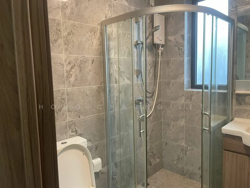 Twin Villa for Rent in Forest City (Gelang Patah) - Hong Charng Lee - Bathroom - PropertyGuru.com.my