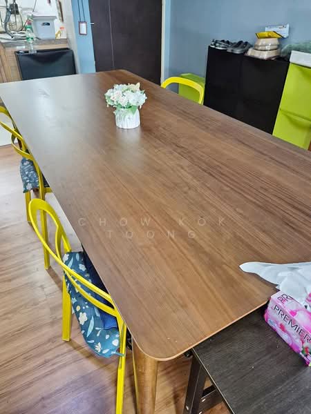 Service Residence for Sale at Koi Kinrara - Chow Kok Toong - Dining Room - PropertyGuru.com.my