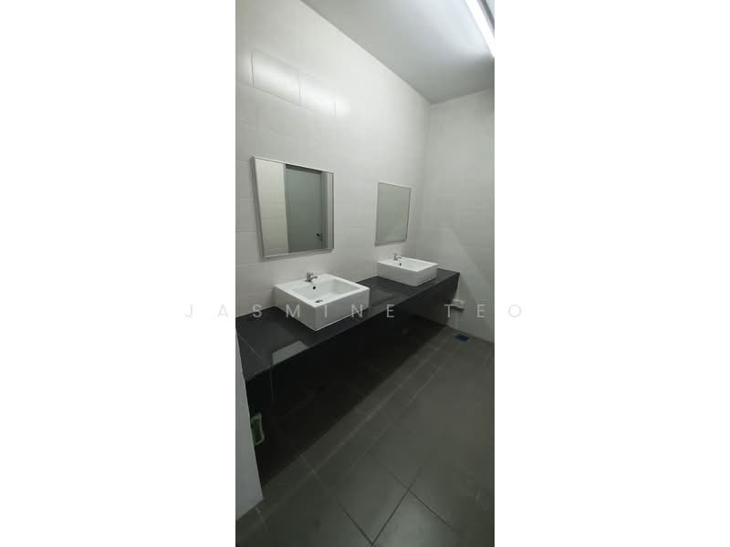 Shop / Office for Rent in Bandar Bukit Raja (Klang) - Jasmine Teo - Bathroom - PropertyGuru.com.my