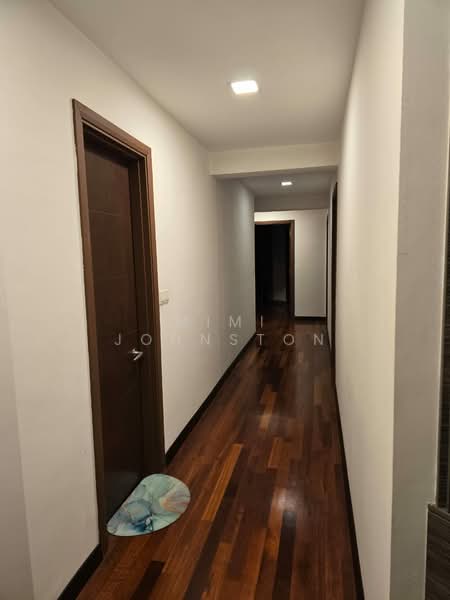 Kondominium untuk Disewa di 9 Bukit Utama Condominium - Mimi Johnston - Corridor - PropertyGuru.com.my