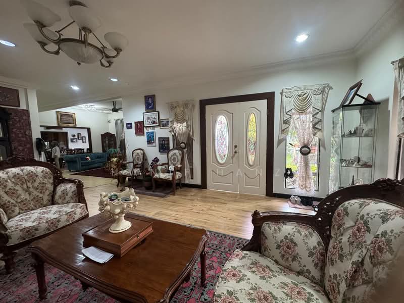 Semi-Detached House for Sale in Ulu Kelang (Selangor) - Hanif Hanz - Living Room - PropertyGuru.com.my