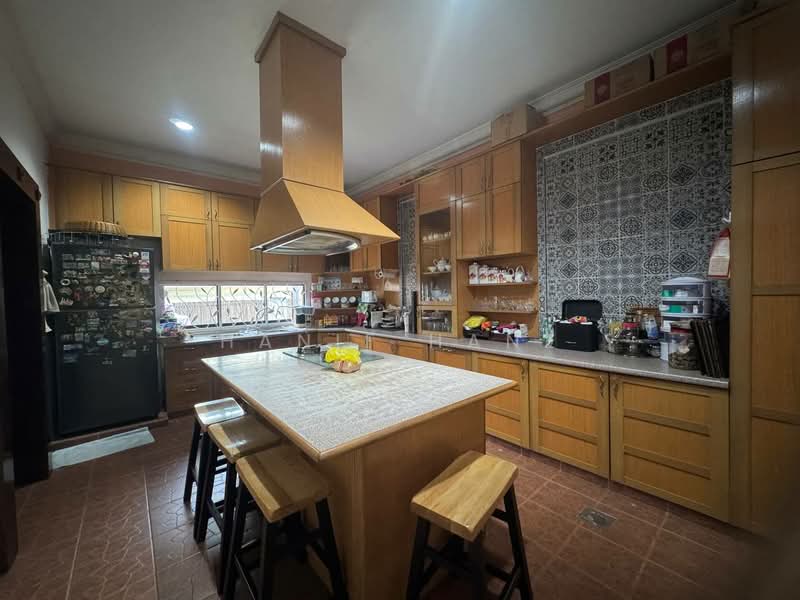 Semi-Detached House for Sale in Ulu Kelang (Selangor) - Hanif Hanz - Kitchen - PropertyGuru.com.my