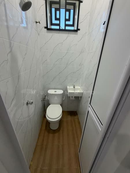 Bungalow for Rent in Kijal (Terengganu) - Muhammad Najmi - Bathroom - PropertyGuru.com.my