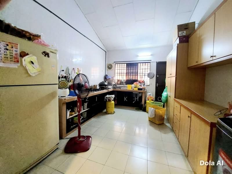 1-storey Terraced House for Sale in Ipoh (Perak) - Qazin Khoo - Kitchen - PropertyGuru.com.my